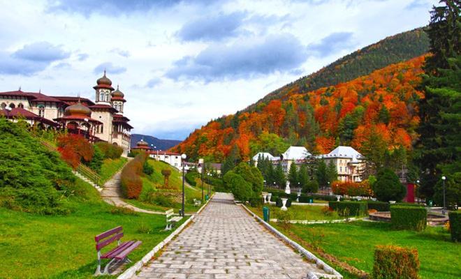 Apartament Nemira Slănic-Moldova エクステリア 写真